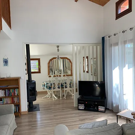 Le Coquillage - Lovely Coastal With Private Pool. 500m