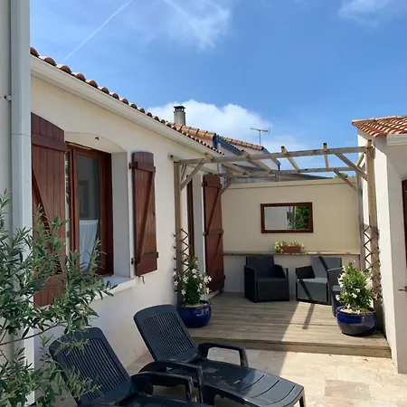 Le Coquillage - Lovely Coastal With Private Pool. 500m Semesterbostad La Tranche-sur-Mer