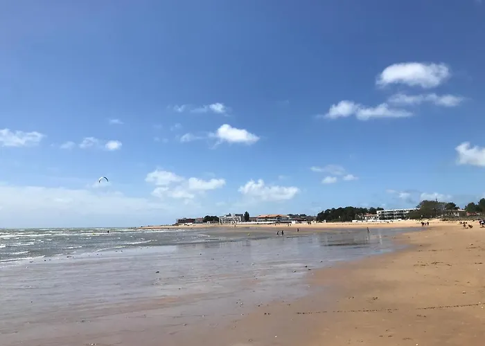 度假居 Le Coquillage - Lovely Coastal With Private Pool. 500m *