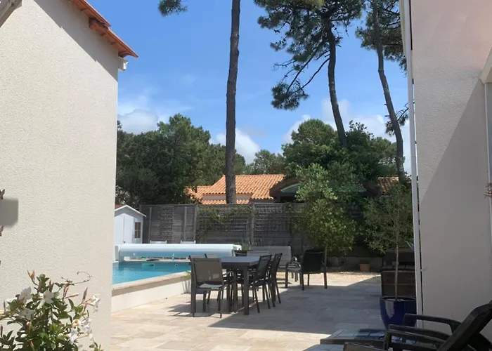 度假居 Le Coquillage - Lovely Coastal With Private Pool. 500m 滨海拉特朗什