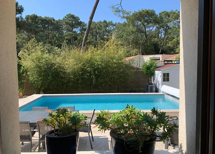 Le Coquillage - Lovely Coastal With Private Pool. 500m 度假居